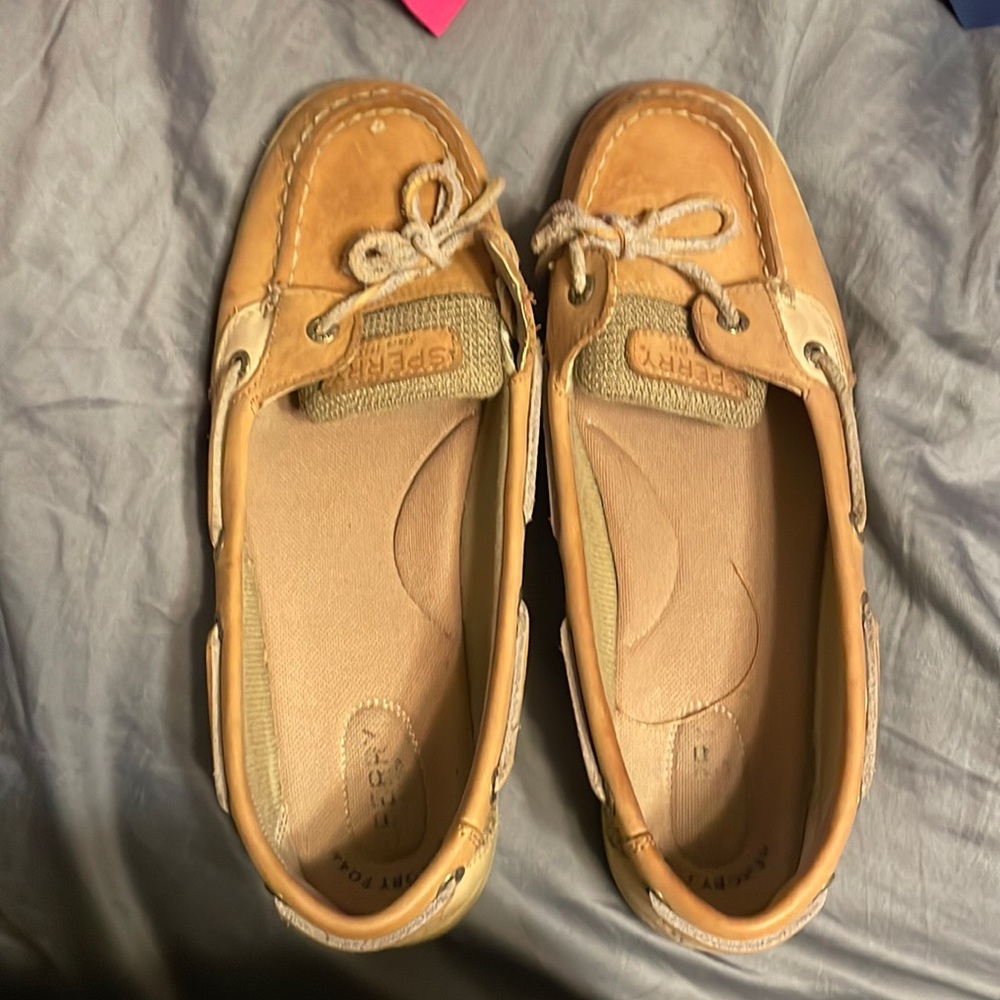 SPERRY SIZE 9.5 W